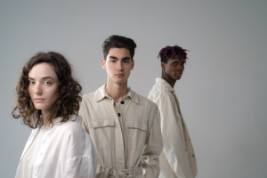 Damskie płaszcze z lnu